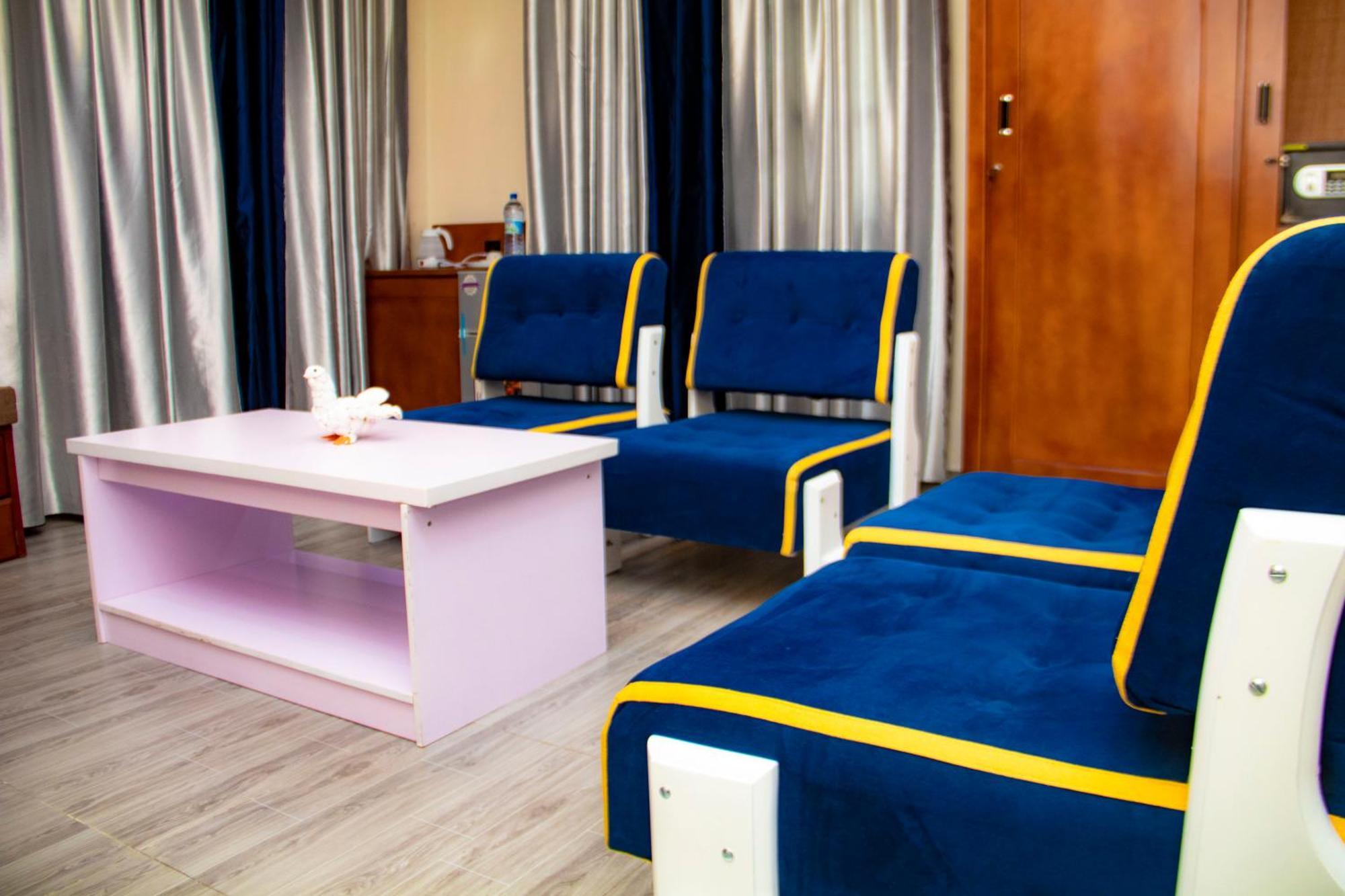 Hotel L'Apero كوتونو المظهر الخارجي الصورة
