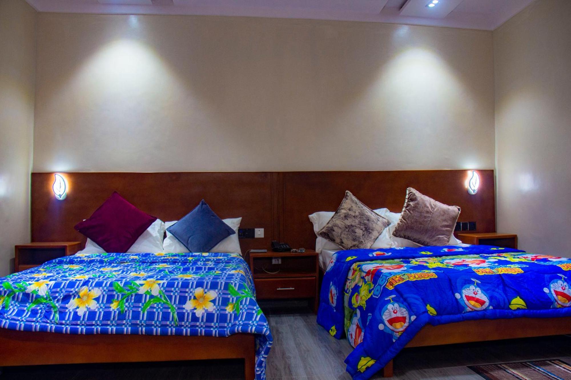 Hotel L'Apero كوتونو المظهر الخارجي الصورة
